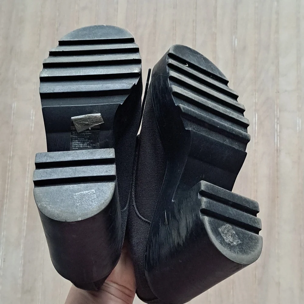 DIVIDED H&M Black Chunky Y2K Platform Lace-Up Edgy Trendy Bold Heel Shoes - Picture 8 of 13